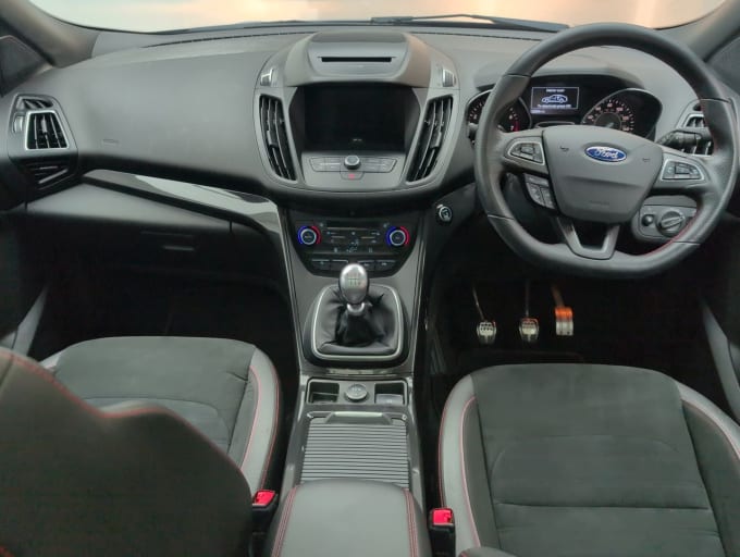 2025 Ford Kuga