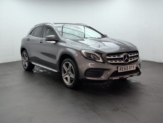 2025 Mercedes-benz 180