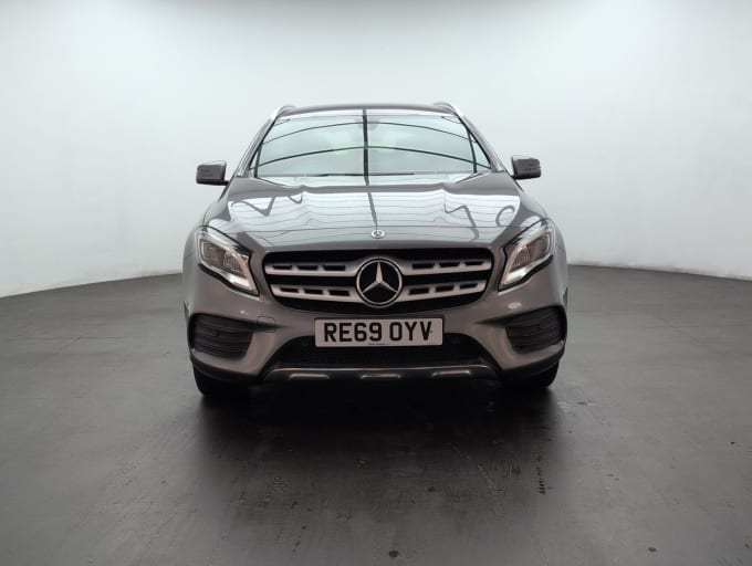 2025 Mercedes-benz 180