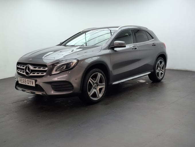 2025 Mercedes-benz 180