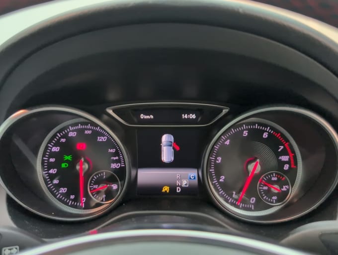 2025 Mercedes-benz 180