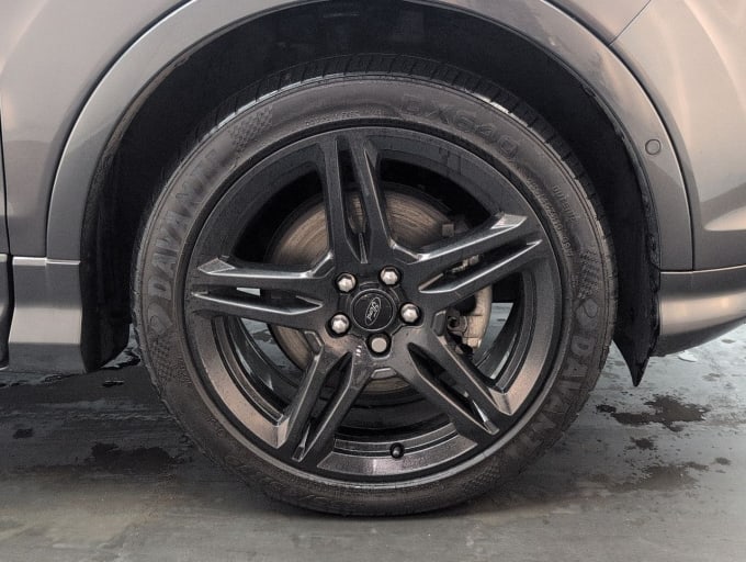 2025 Ford Kuga
