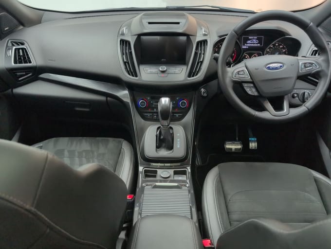 2025 Ford Kuga
