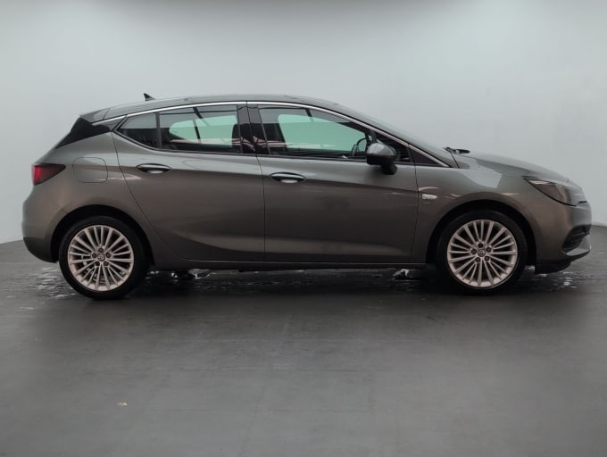 2025 Vauxhall Astra