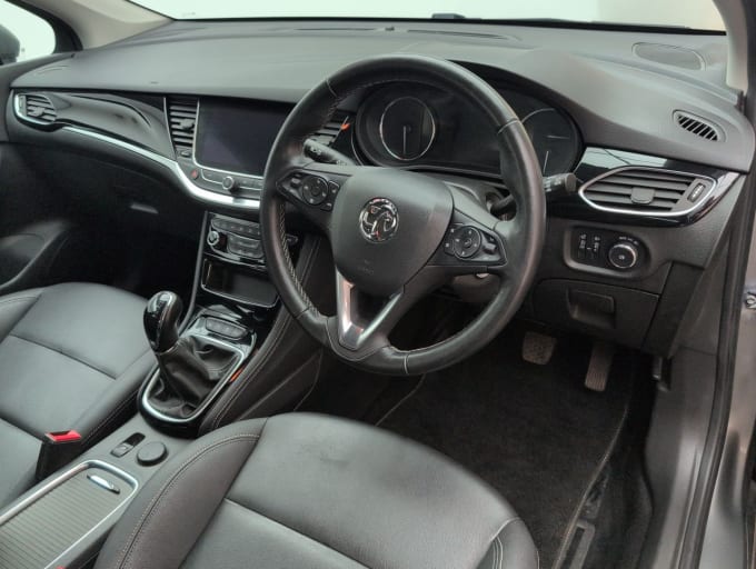 2025 Vauxhall Astra