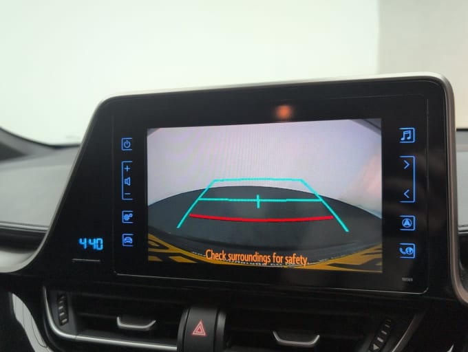2025 Toyota C-hr
