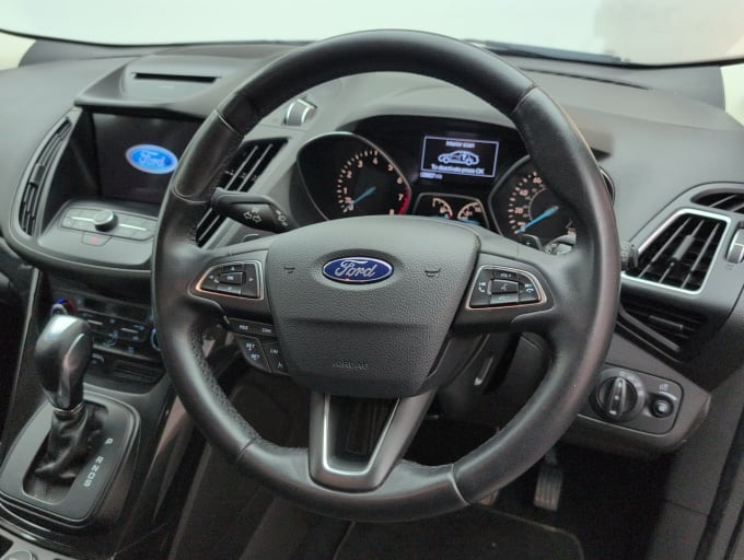 2025 Ford Kuga