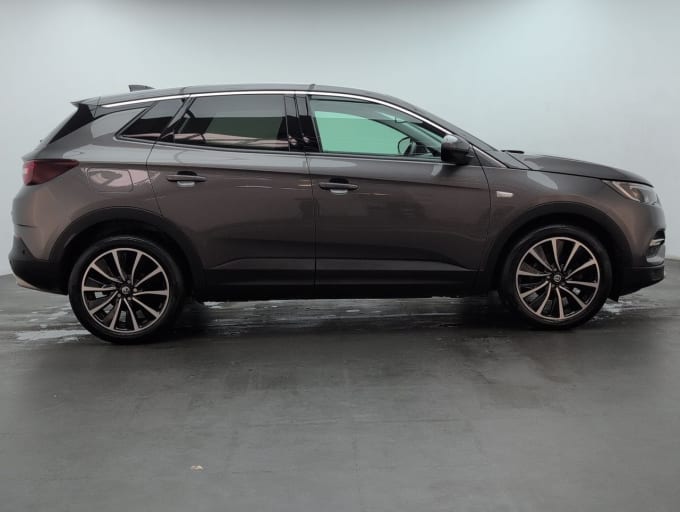 2025 Vauxhall Grandland X