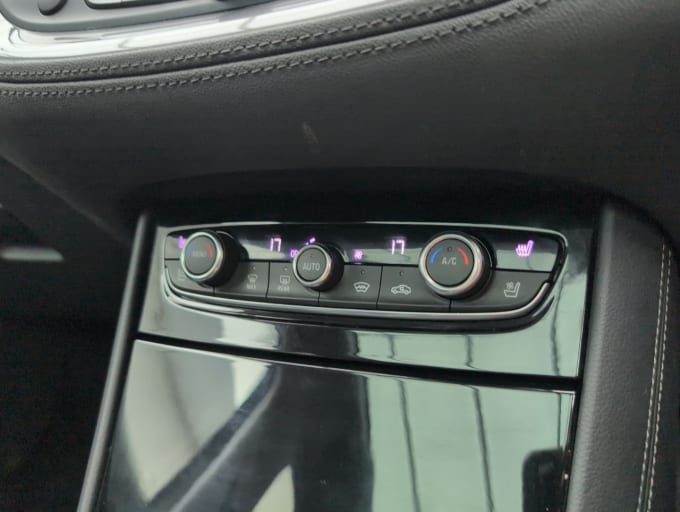 2025 Vauxhall Grandland X