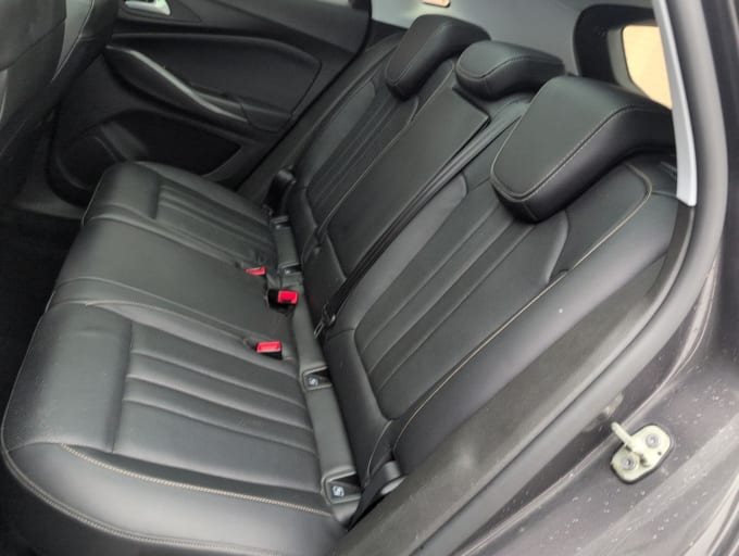 2025 Vauxhall Grandland X