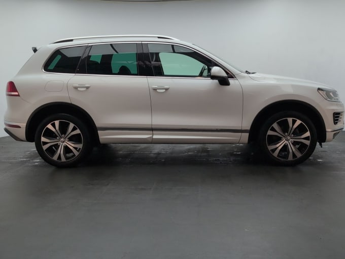2025 Volkswagen Touareg