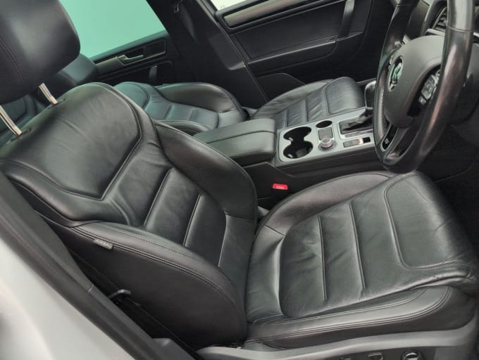 2025 Volkswagen Touareg