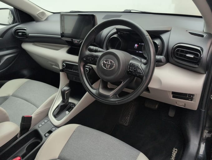 2025 Toyota Yaris