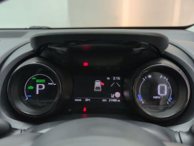 2025 Toyota Yaris