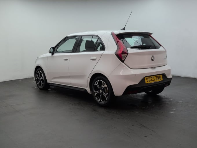 2025 Mg Mg3