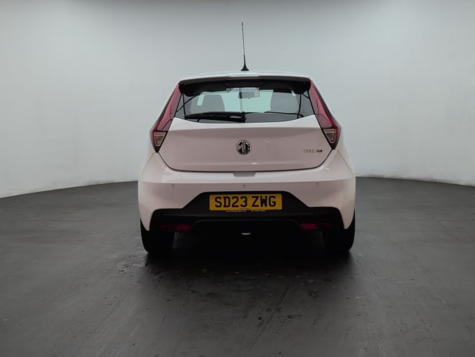 2025 Mg Mg3