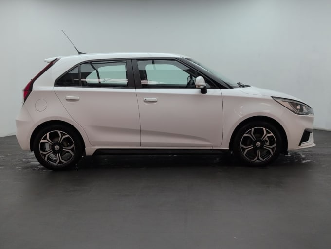 2025 Mg Mg3