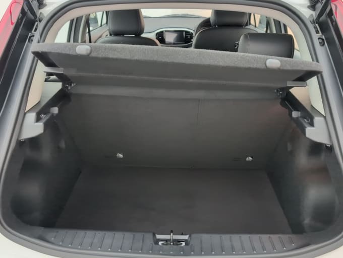 2025 Mg Mg3