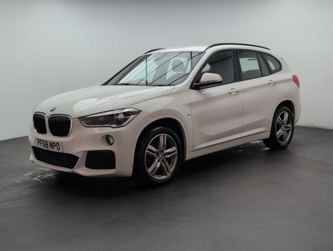 2025 BMW X1