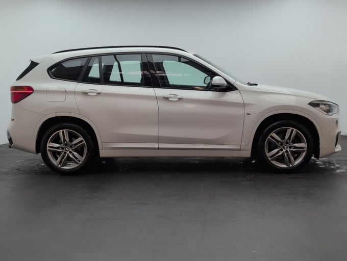 2025 BMW X1