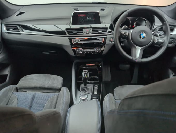 2025 BMW X1