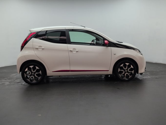 2025 Toyota Aygo