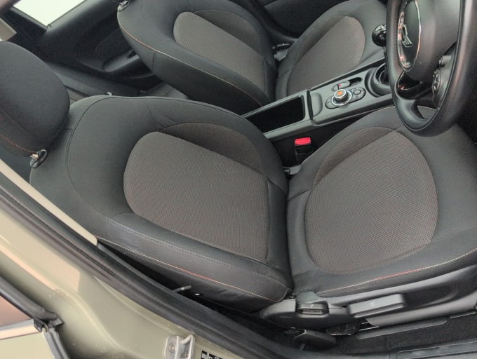 2025 Mini Clubman