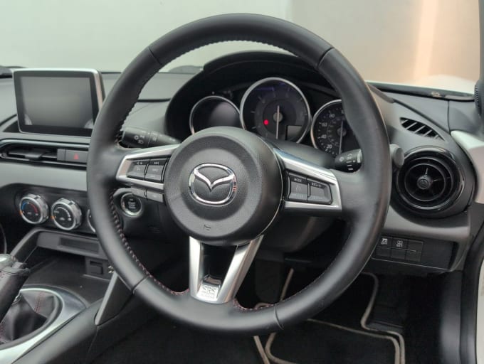 2025 Mazda Mx-5