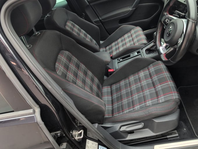 2025 Volkswagen Golf