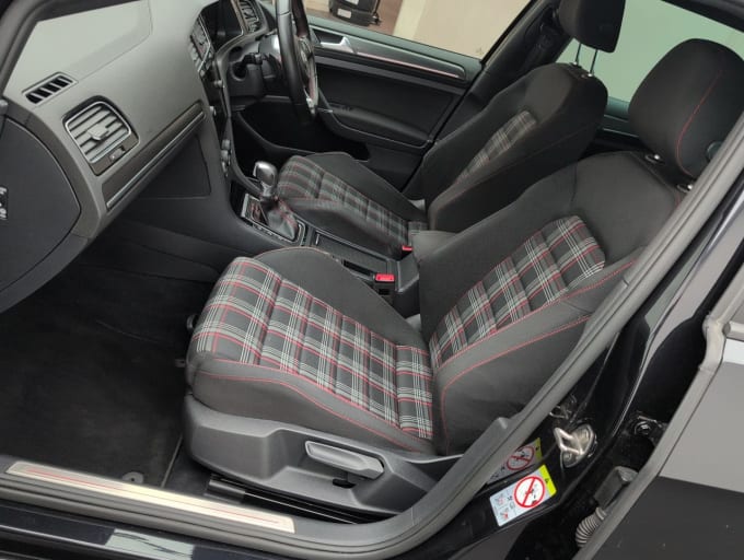2025 Volkswagen Golf
