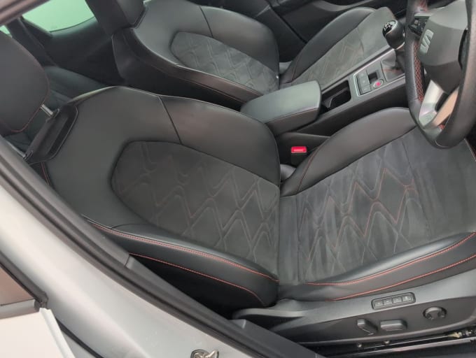 2025 Seat Leon