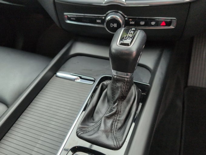 2025 Volvo Xc60