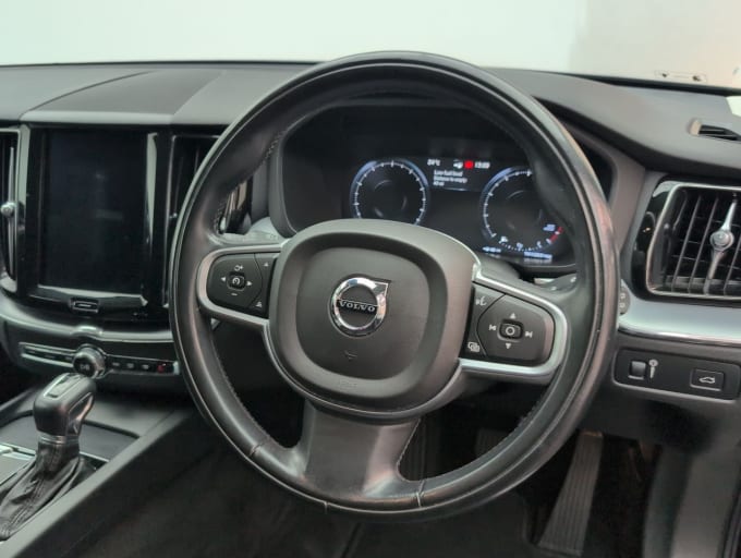 2025 Volvo Xc60