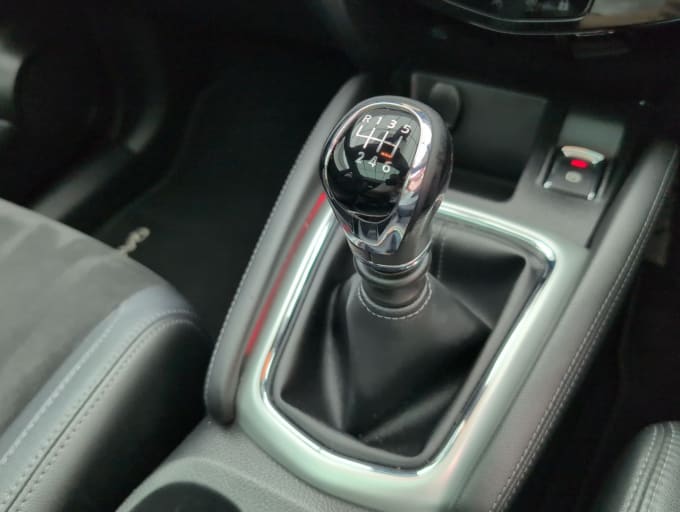 2017 Nissan Qashqai