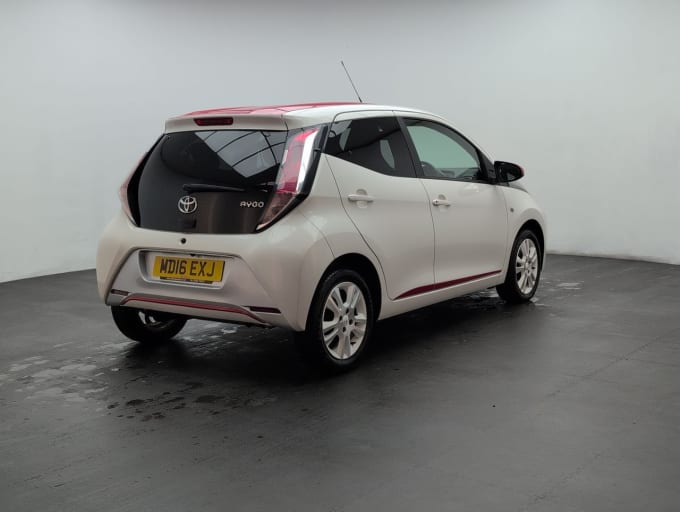 2025 Toyota Aygo