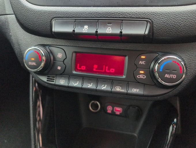 2025 Kia Ceed