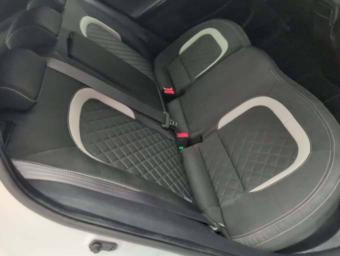 2025 Kia Ceed