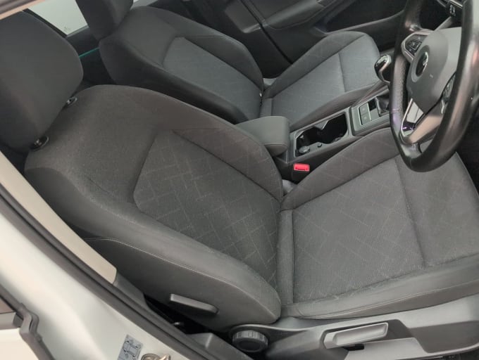 2025 Volkswagen Golf