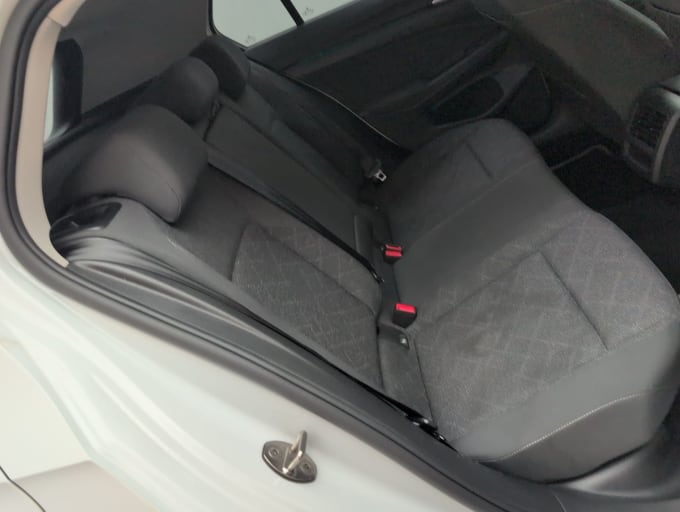 2025 Volkswagen Golf