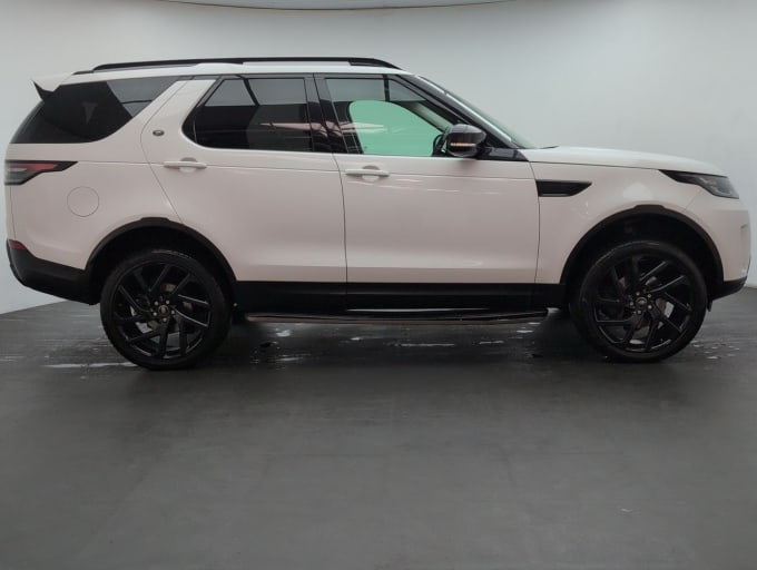 2025 Land Rover Discovery