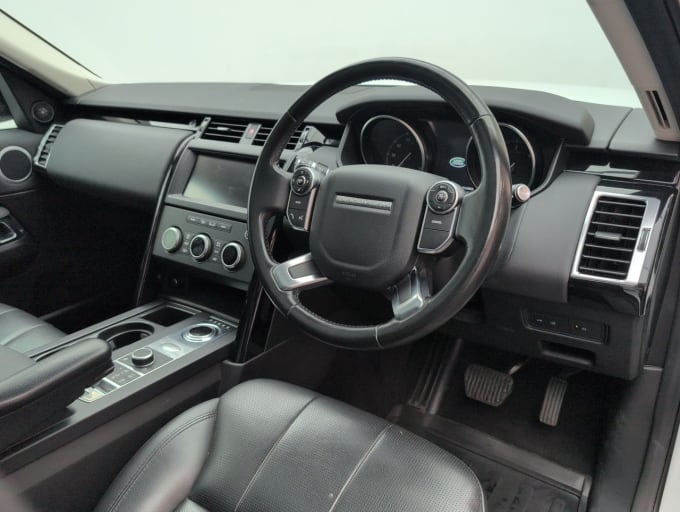 2025 Land Rover Discovery