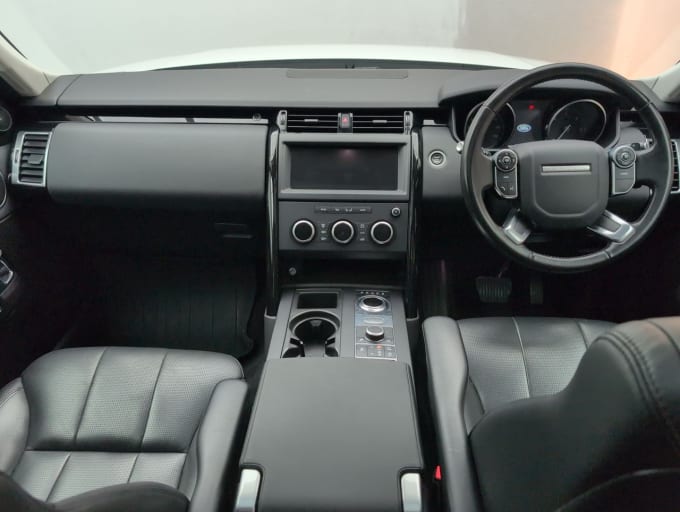 2025 Land Rover Discovery