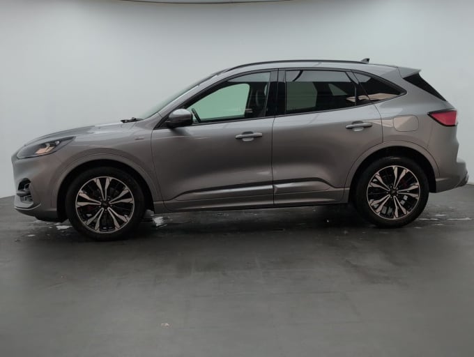 2025 Ford Kuga