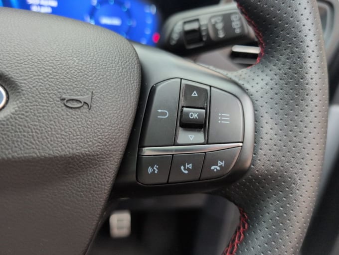2025 Ford Kuga