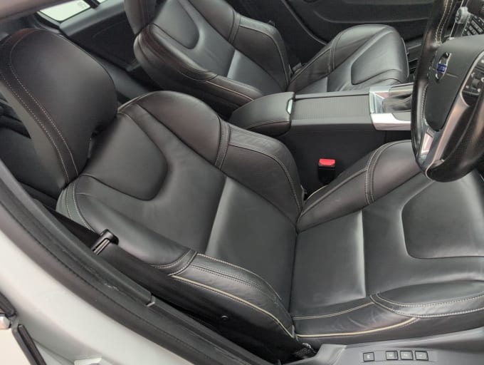 2025 Volvo S60