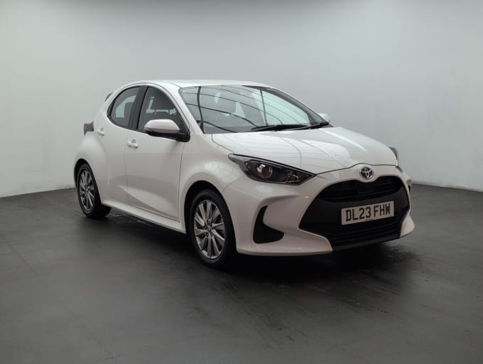 2025 Toyota Yaris