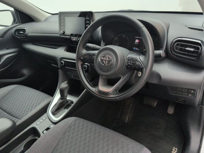 2025 Toyota Yaris