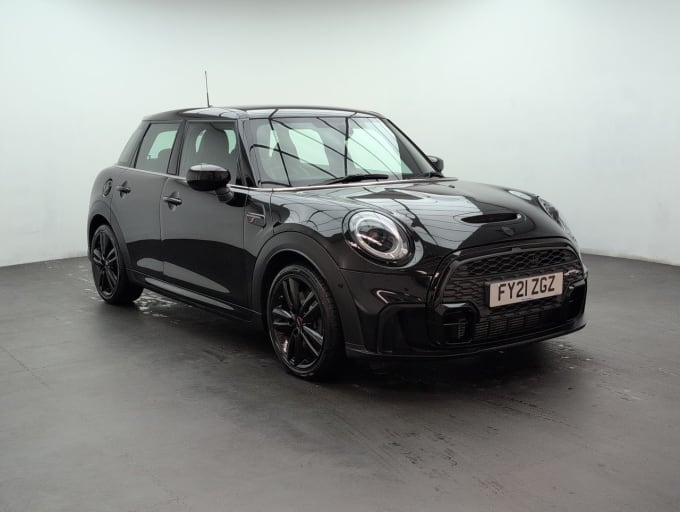 2025 Mini Hatch