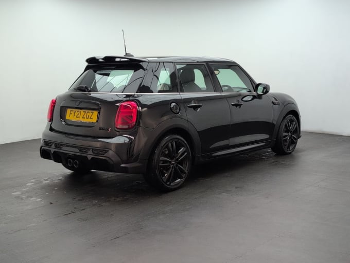 2025 Mini Hatch