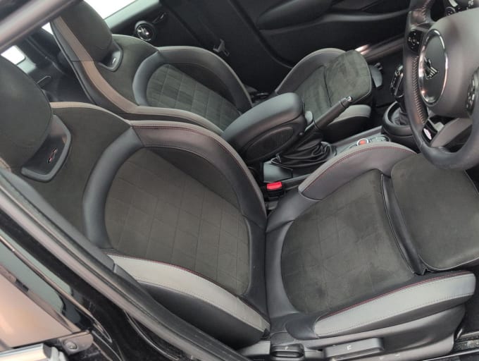 2025 Mini Hatch
